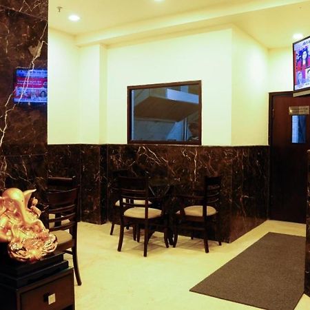 Hotel Jullundur 18 Чандігарх Екстер'єр фото